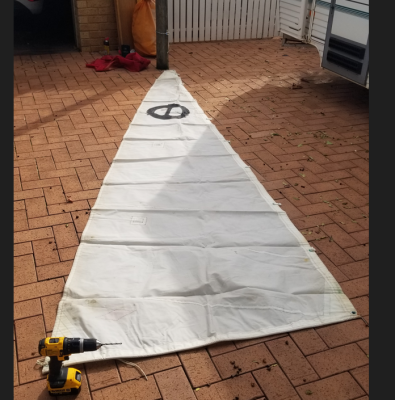 Small mainsail.png