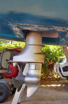 inboard well1.jpg