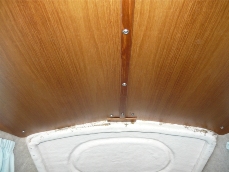 teak panelling cabin top fwd cabin I563 web.jpg