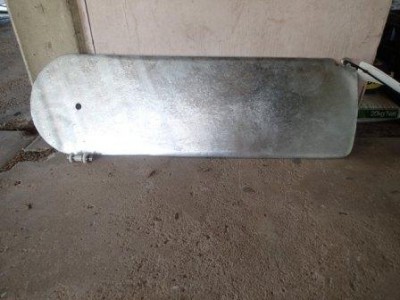 Re galvanized with bushed pivot pin